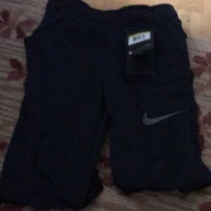 NWT BOY Nike sweatpants